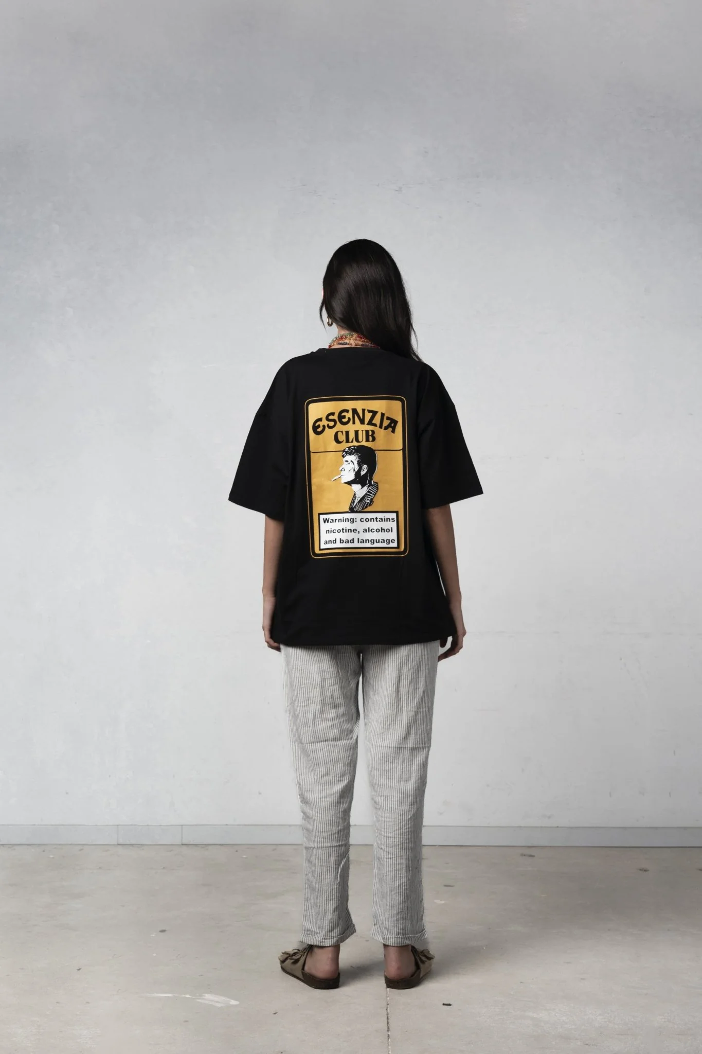 BLACK CAMEL TEE - Image 5