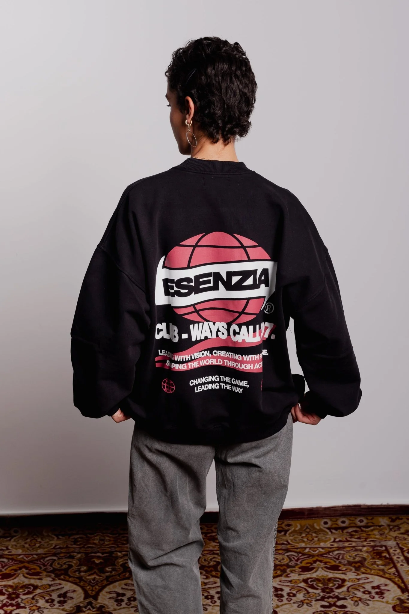 BLACK SATURNO CREWNECK - Image 12