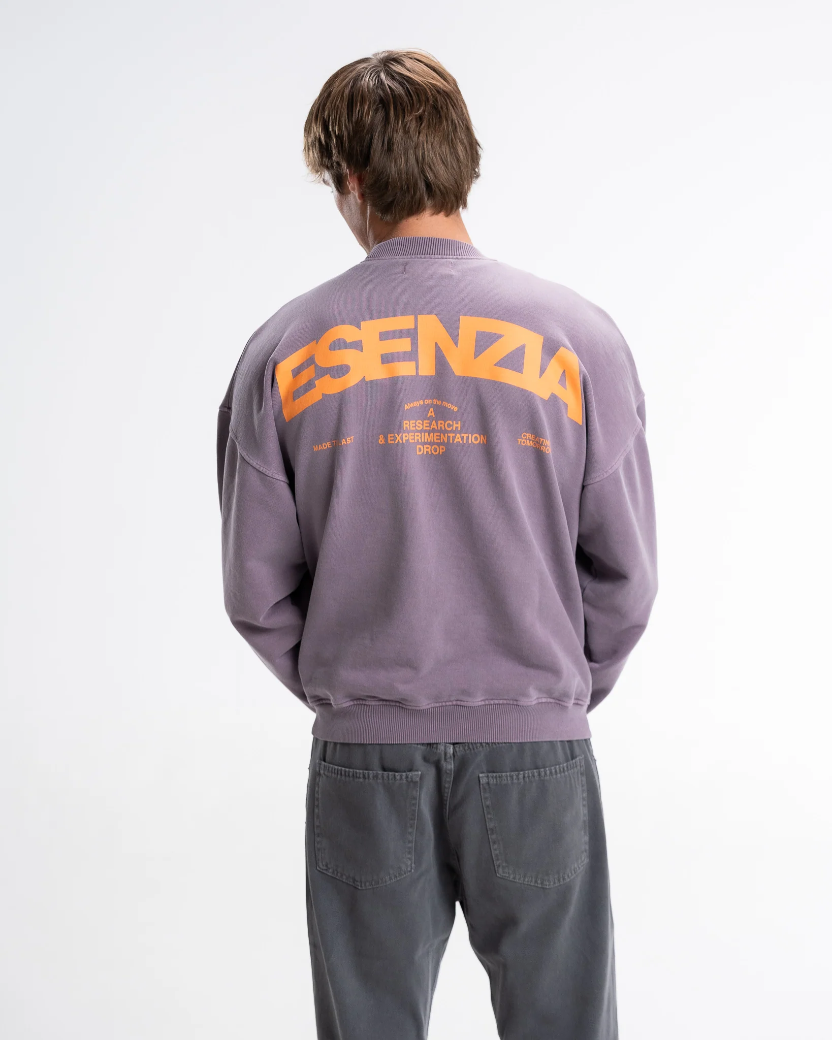 DUST WINE SPARK CREWNECK - Image 9