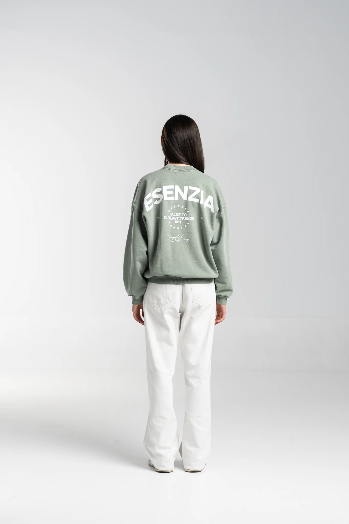 GREEN OUTLAST CREWNECK - Image 5