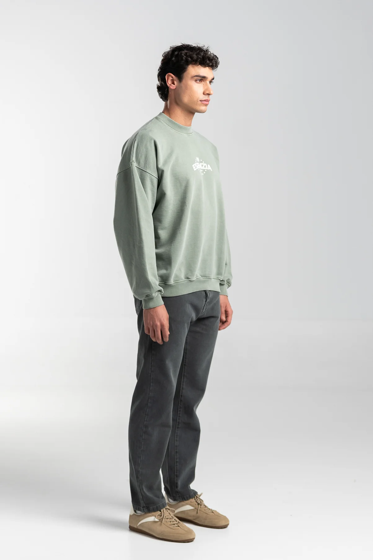 GREEN OUTLAST CREWNECK - Image 7