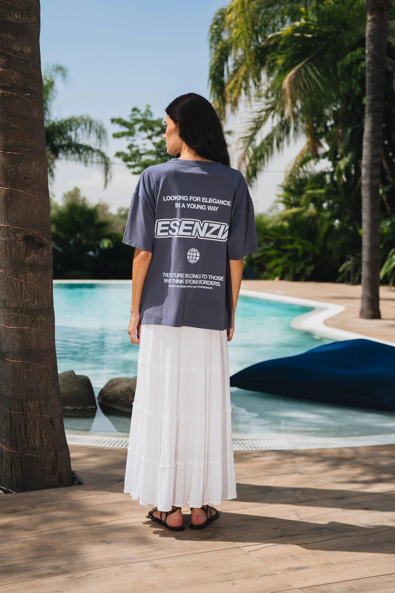 NAVY BEYOND TEE - Image 13