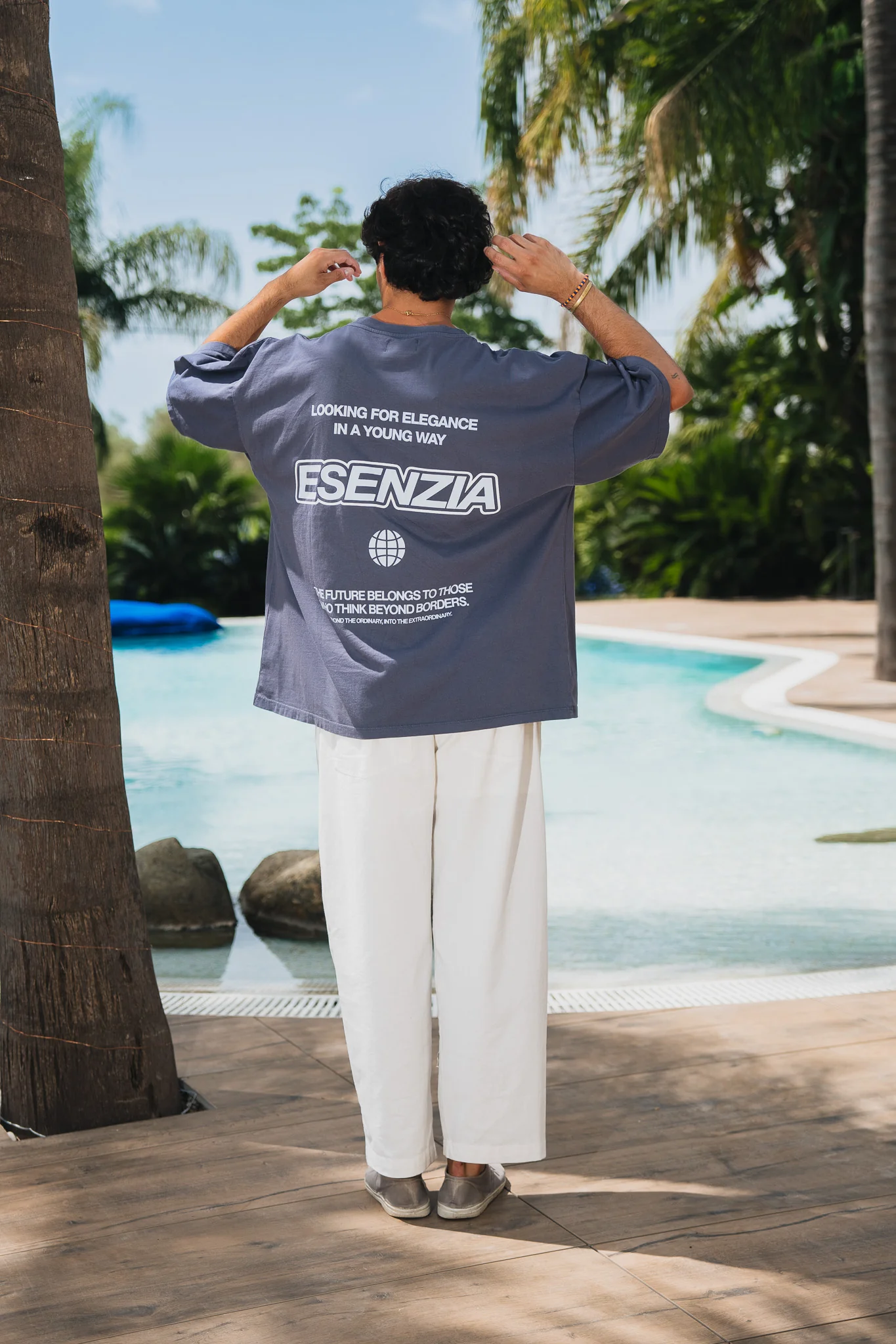 NAVY BEYOND TEE - Image 8