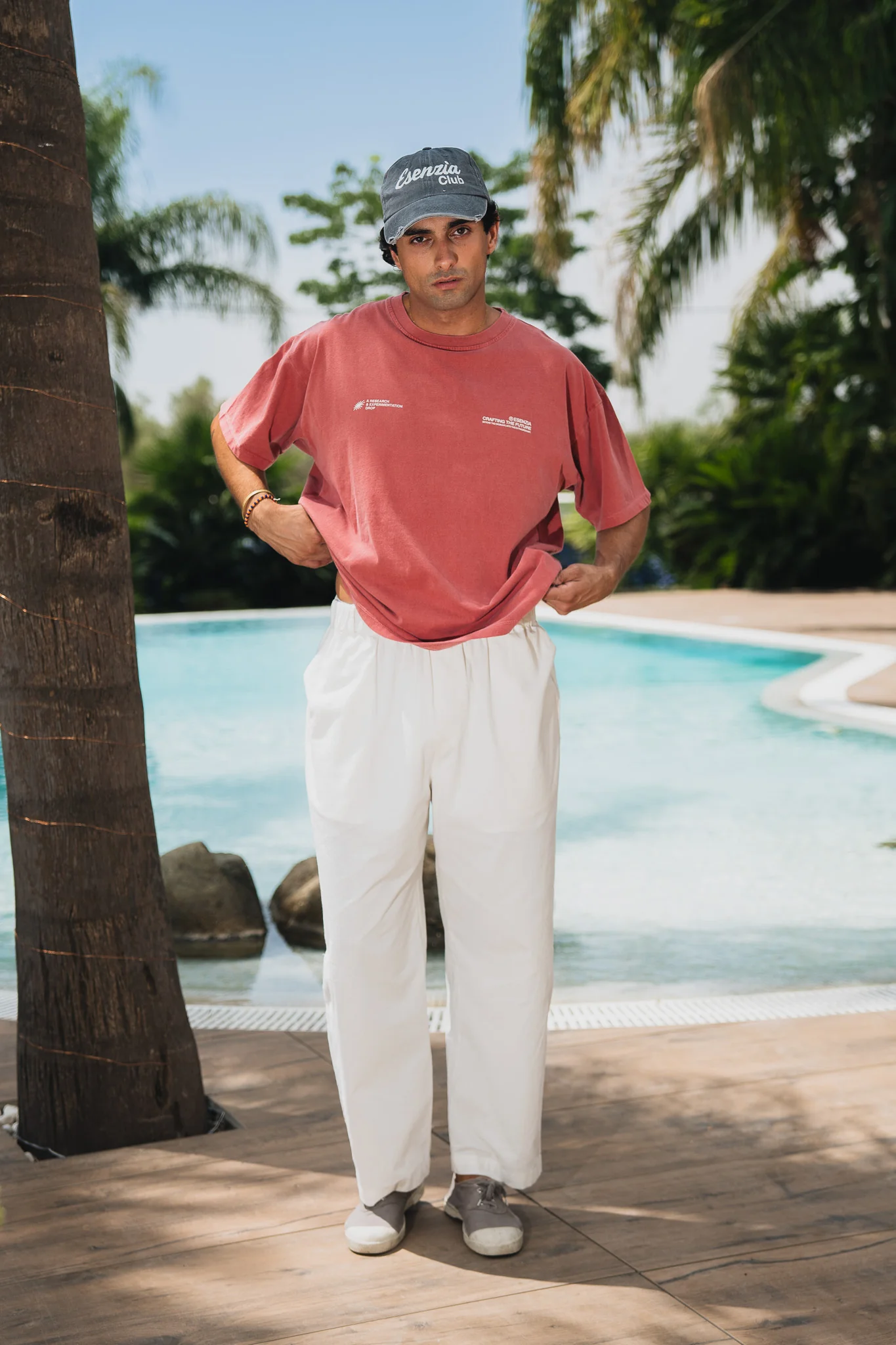 SCARLET DREAM TEE - Image 12