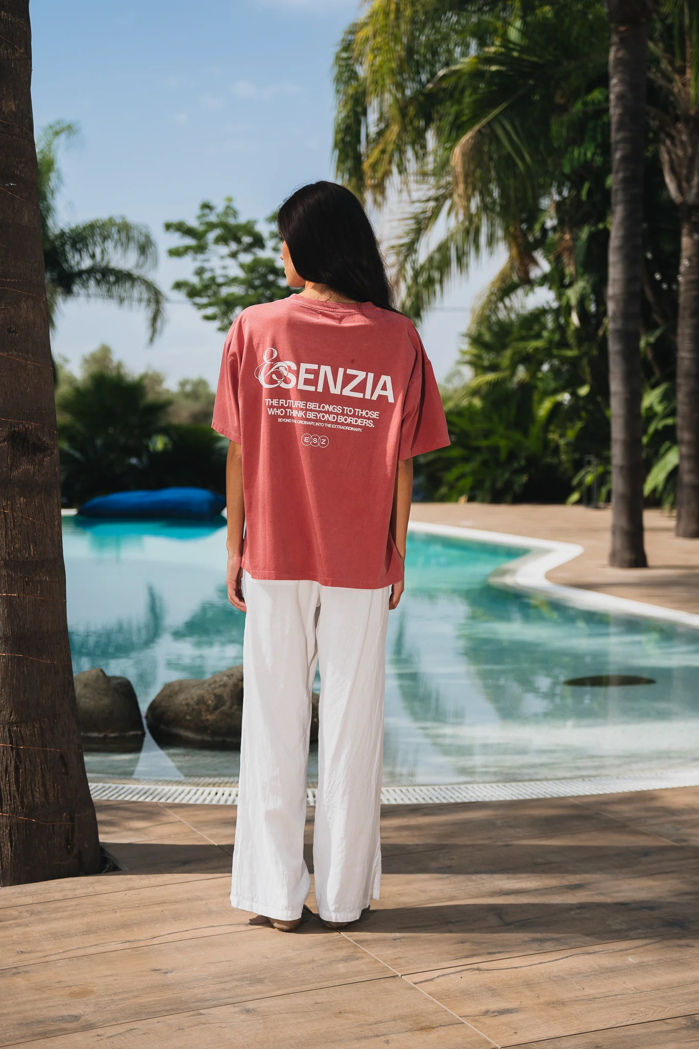 SCARLET DREAM TEE - Image 8